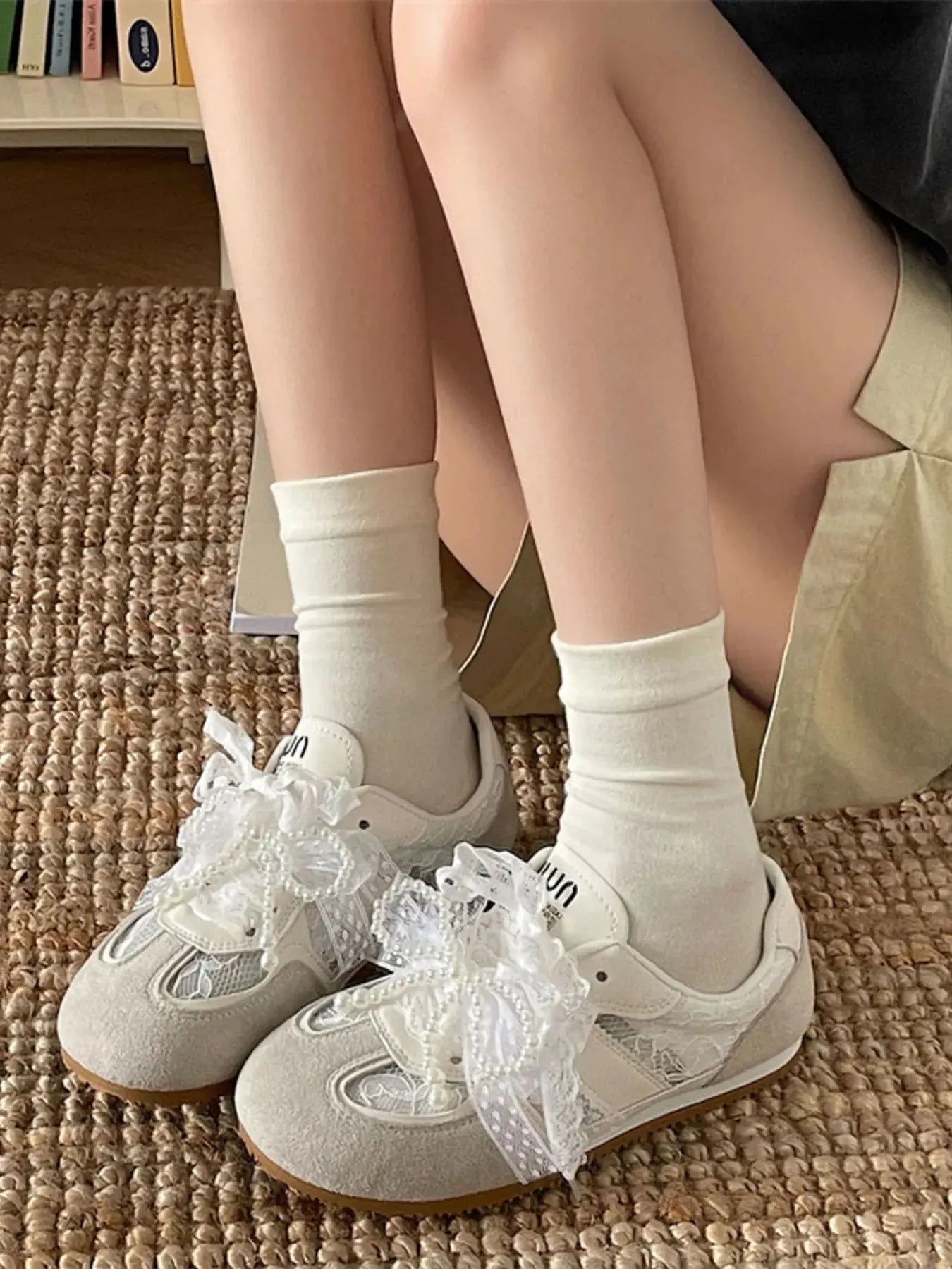 Vintage Lace Ribbon Sneakers Trendsi