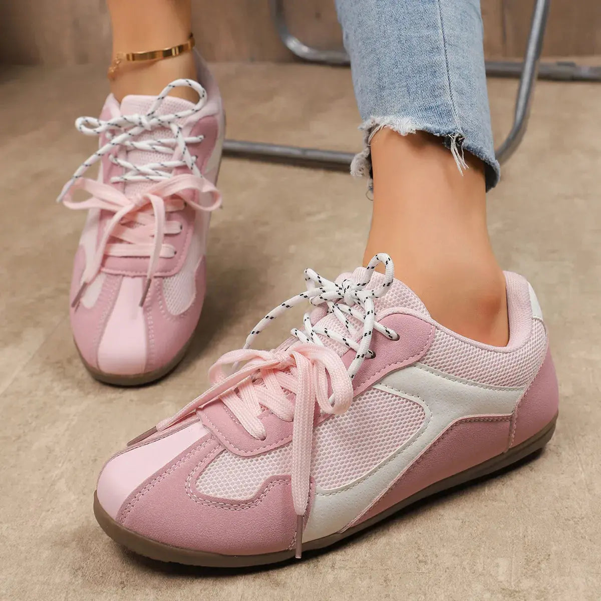 Round Toe Platform Sneakers Trendsi