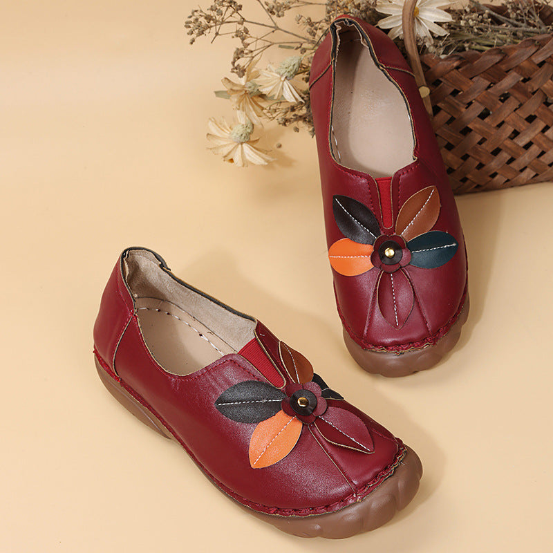 Burgundy retro flower round toe loafers red wine color low-top design