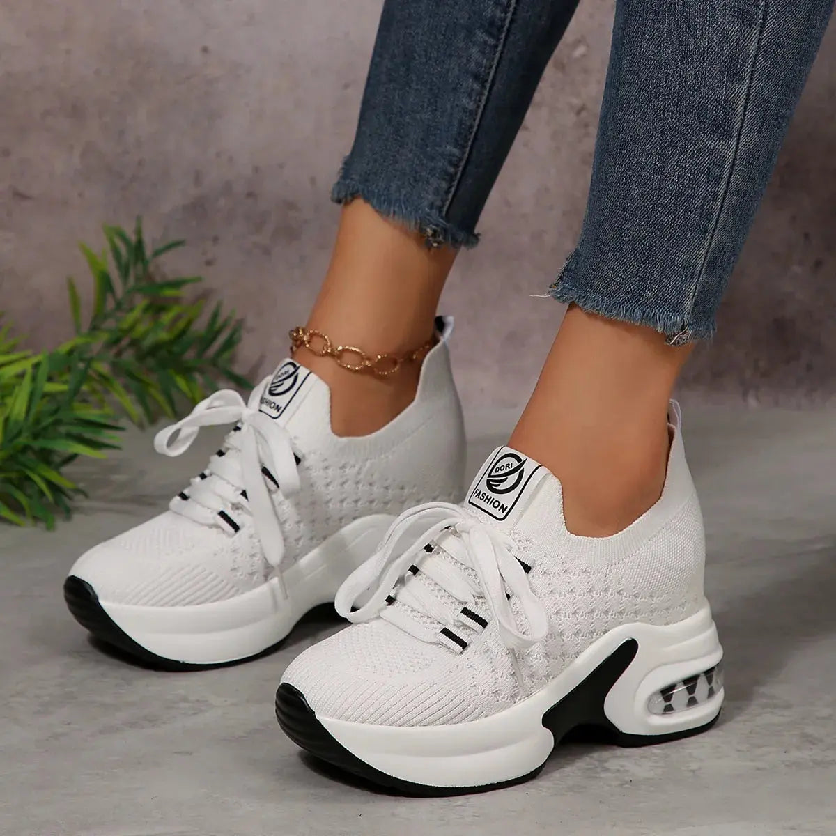 Lace Up Platform Sneakers Trendsi