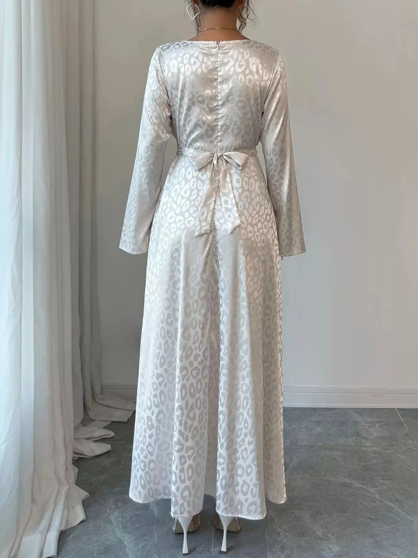 Leopard Long Sleeve Tie Back Maxi Dress Trendsi