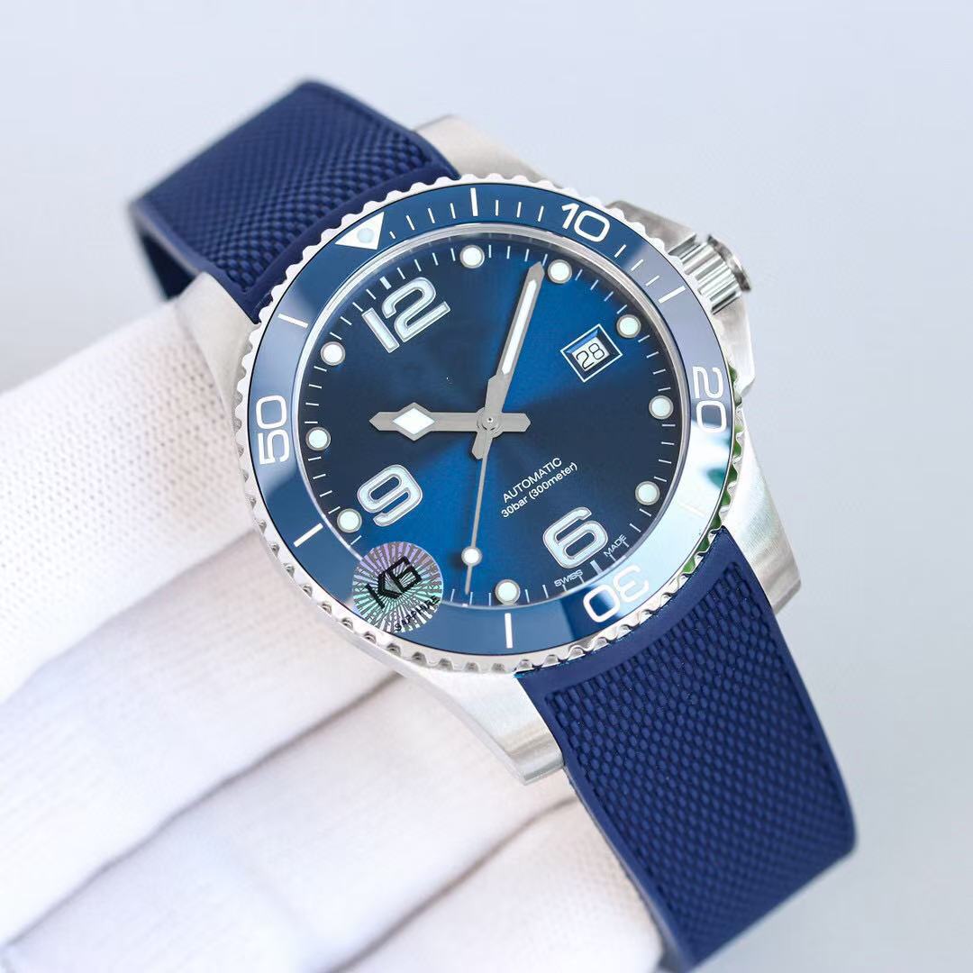 Fully automatic mechanical watch with water resistance