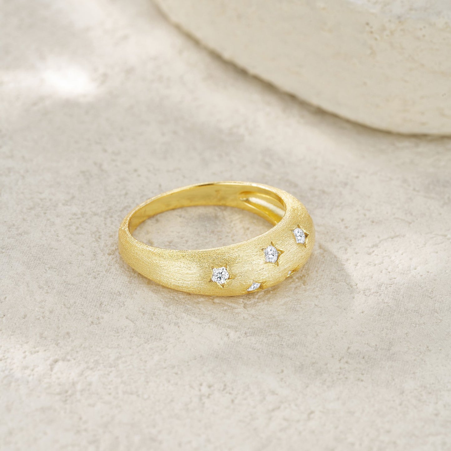 Trendy Star Charm - A Luxurious And Fashionable Light Luxury Jewelry Silver Ring Set With Top-quality Moissanite, S925 Silver Plated Platinum