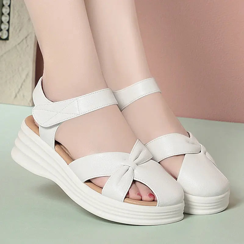 Thick Sole Summer Women's Shoes Soft Leather Comfortable Beach Sandals Outdoor Wear Soft Sole Mother's Sandals Lightweight eprolo