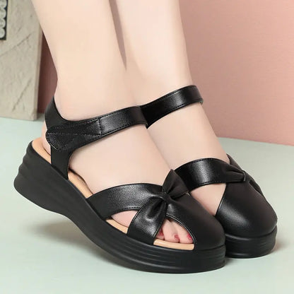 Thick Sole Summer Women's Shoes Soft Leather Comfortable Beach Sandals Outdoor Wear Soft Sole Mother's Sandals Lightweight eprolo