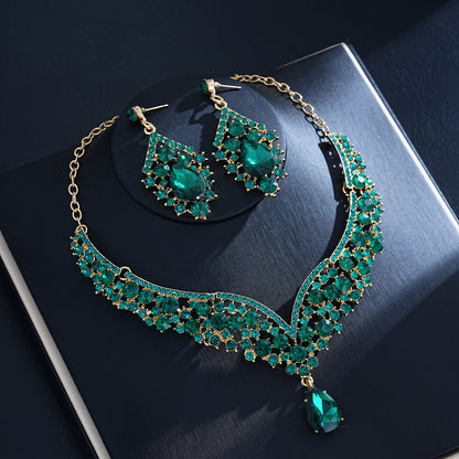 Necklace and earrings set