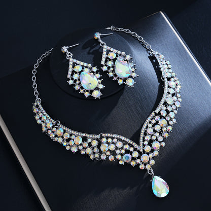 Necklace and earrings set