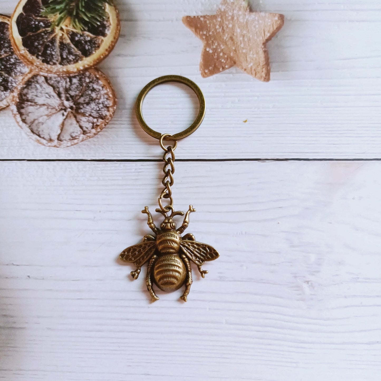 Popular Personalized Creative Bee Pendant Keychain Vintage Bee Pendant Ornament